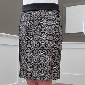 The Limited Black/Tan Lace Pencil Skirt Size 0